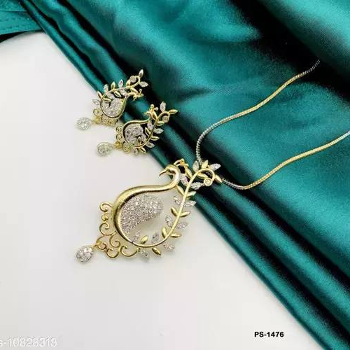 Minimalist Solitaire Pendant Set for Daily Use