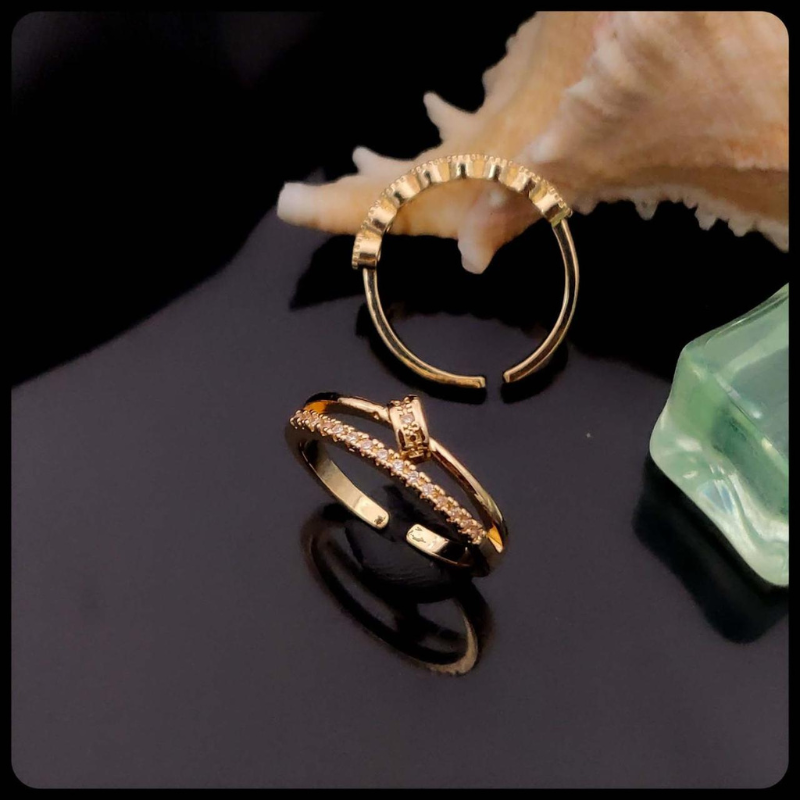 Golden Lines" Elegant Dual Band Ring & Ear Cuff Set ✨