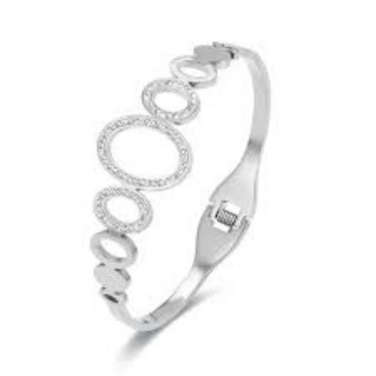 ✨ Celestial Loops – Silver Shine A.D Diamond Kada