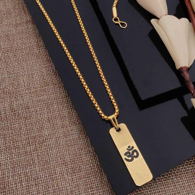 🕉️ Sacred Om Gold-Toned Pendant Necklace – Serenity in Style ✨