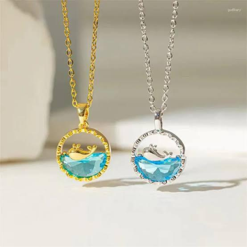 🐋 "Whale of a Time" Ocean Crystal Necklace – Gold & Silver Variants 🌊