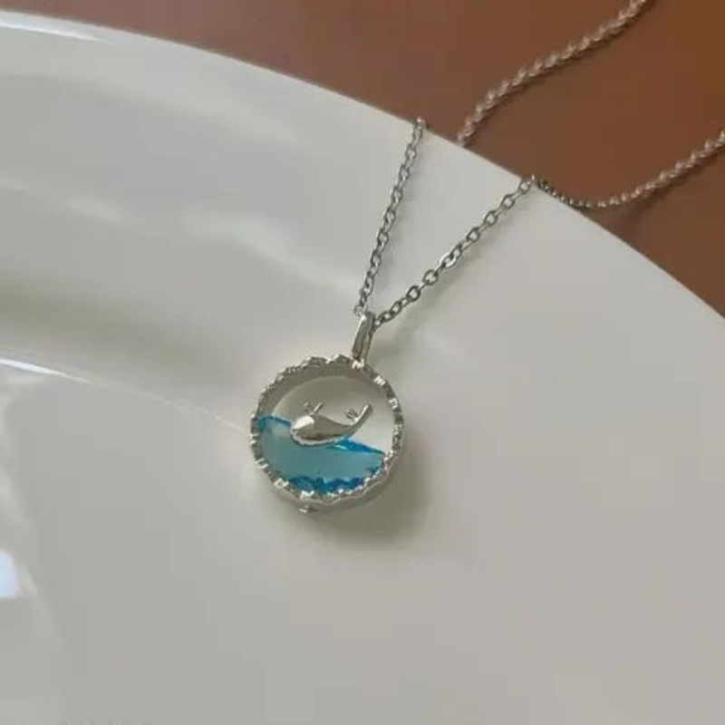 🌊 Silver Whale Pendant Necklace – "Ocean Bliss" 🐋