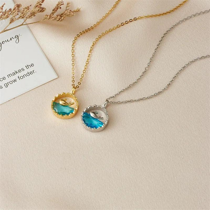 🐋 "Whale of a Time" Ocean Crystal Necklace – Gold & Silver Variants 🌊